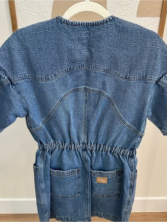 Denim Button-Front Short Sleeve Dress - Picture 4 of 5